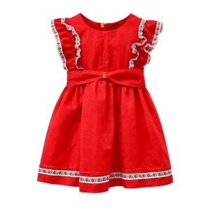 #VestidoInfantil #ModaNiñas #VestidoRojo #EstiloAlegre #VolantesElegantes #RopaFormalNiñas #EventosInfantiles #ModaColorida #VestidoConLazo #CreacionesFlérida