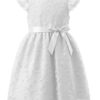 #VestidoDeBautizo #ModaInfantil #CeremoniaEspecial #VestidoClásico #EncajeElegante #VestidoConLazo #RopaFormalNiñas #EventosReligiosos #ModaSofisticada #CreacionesFlérida