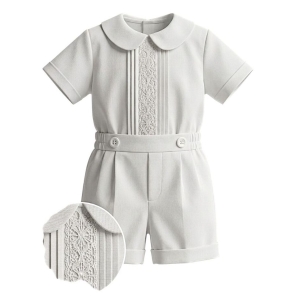 #ConjuntoInfantil #ModaNiños #EstiloElegante #EncajeDelicado #OutfitFormal #ModaClásica #EventosEspeciales #TrajeInfantil #ModaAtemporal #CreacionesFlérida